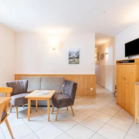 Garden Apartment Near Wildkogel Ski-Lift Hollersbach im Pinzgau