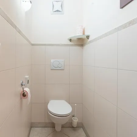 Garden Apartment Near Wildkogel Ski-Lift Ferienhaus