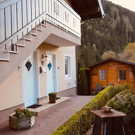 Garden Apartment Near Wildkogel Ski-Lift Vakantiehuis Hollersbach im Pinzgau