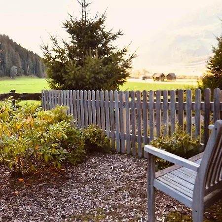 Garden Apartment Near Wildkogel Ski-Lift Vakantiehuis *