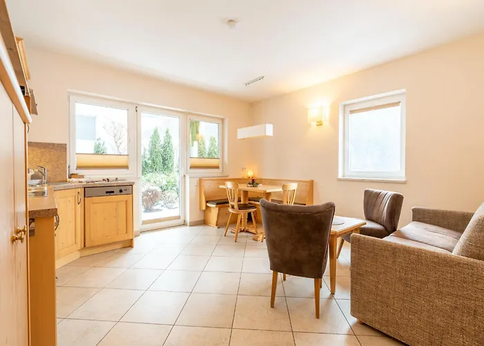 Casa vacanze Garden Apartment Near Wildkogel Ski-Lift