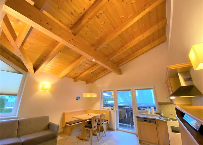 Garden Apartment Near Wildkogel Ski-Lift Casa vacanze *