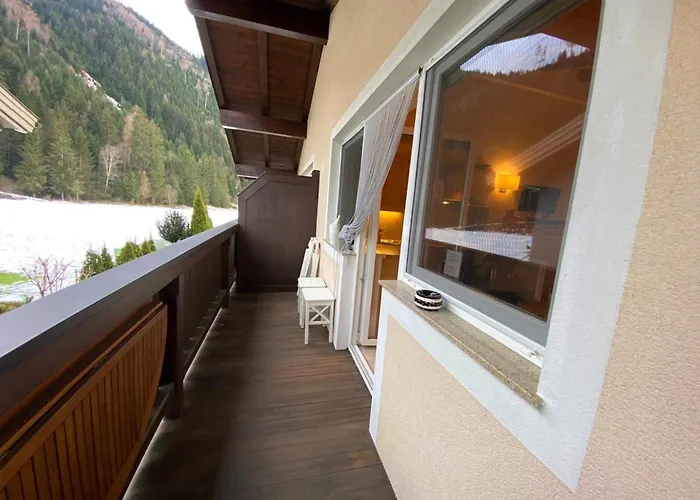 Garden Apartment Near Wildkogel Ski-Lift Hollersbach im Pinzgau